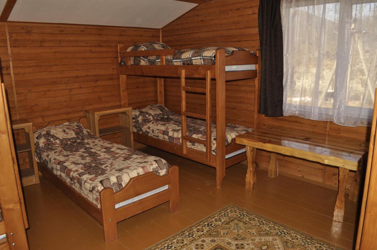 Hotel Рада Дараба Krasnik Esterno foto