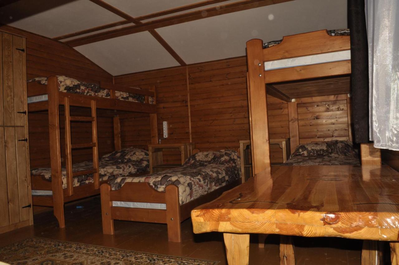 Hotel Рада Дараба Krasnik Esterno foto
